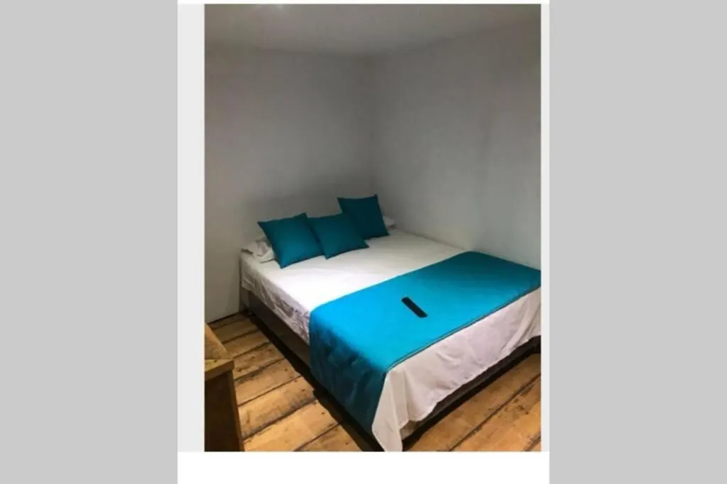 Blue Parrot San Antonio Apartamento Cali