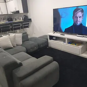 Hermoso Apartamento En Barrio Guabal Apartamento